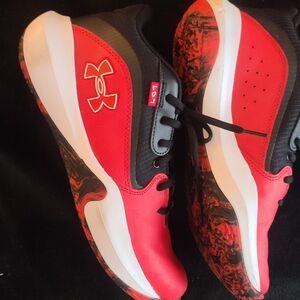 Men's Under Armour Lockdown 7 Basketball Shoes size 10